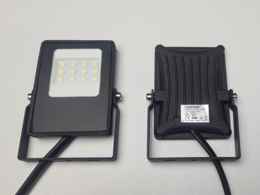 10W 5000K Floodlight Frosted Glass SMD LED Waterproof - Image 3